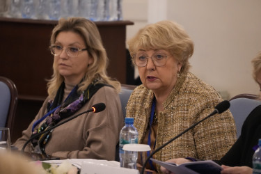 Научный суверенитет, инновации в профобразовании и новые смыслы в обучении для креативной экономики обсудили в Таврическом дворце