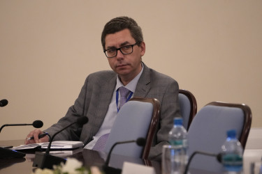 Научный суверенитет, инновации в профобразовании и новые смыслы в обучении для креативной экономики обсудили в Таврическом дворце