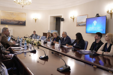 Научный суверенитет, инновации в профобразовании и новые смыслы в обучении для креативной экономики обсудили в Таврическом дворце