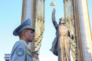 Парламентарии Содружества отдали дань уважения ценностям таджикского народа