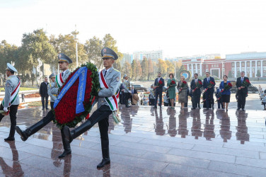 Парламентарии Содружества отдали дань уважения ценностям таджикского народа