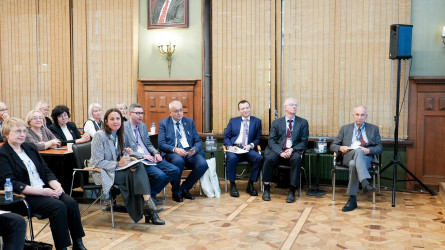  Первый Всероссийский научный финансовый форум «Финансовые рынки и институты: новые технологии и правовые режимы»