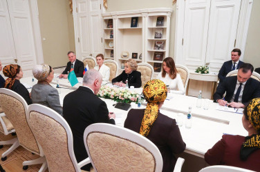 Туркменская делегация провела ряд двусторонних встреч на площадке Межпарламентской Ассамблеи СНГ