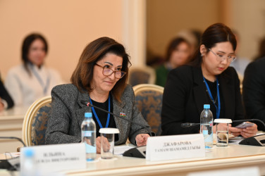 Круглый стол 