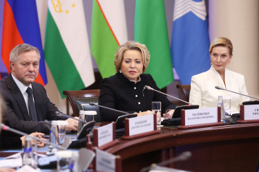 Встреча Валентины Матвиенко с участниками форума СМ-2025. 20 ноября 2025