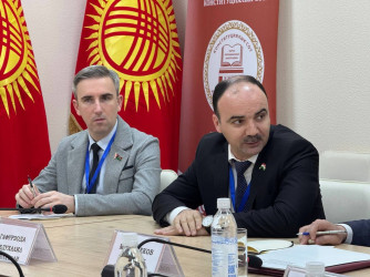 Наблюдатели от МПА СНГ обсудили особенности парламентских выборов с руководством Конституционного суда Кыргызстана