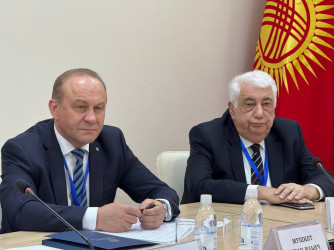 Наблюдатели от МПА СНГ обсудили особенности парламентских выборов с руководством Конституционного суда Кыргызстана