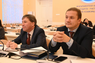 Приоритет прав и свобод человека: в Таврическом дворце рассказали об обновленной Конституции Узбекистана 