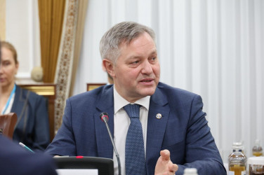 13 марта_Встреча международных наблюдателей от МПА СНГ с Председателем Сената Республики Казахстан Мауленом Ашимбаевым.