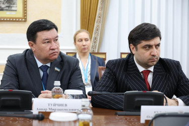 13 марта_Встреча международных наблюдателей от МПА СНГ с Председателем Сената Республики Казахстан Мауленом Ашимбаевым.