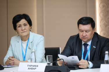 В Астане наблюдатели от МПА СНГ провели встречу в  Верховном суде 