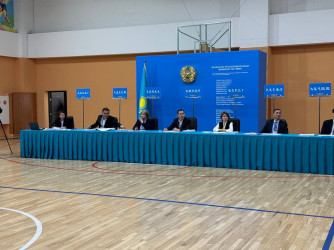 Открытие участков на референдуме в Республике Казахстан