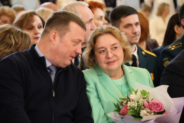 В Таврическом дворце состоялся Кадетский бал