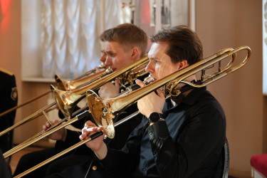 В Таврическом дворце состоялся Кадетский бал