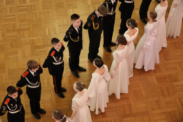 В Таврическом дворце состоялся Кадетский бал