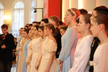 В Таврическом дворце состоялся Кадетский бал