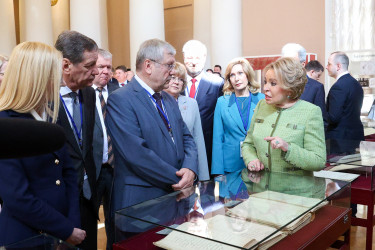 Осмотр выставки к 120-летию парламентаризма в России. 27 апреля 2026