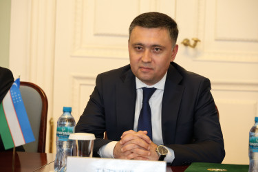 Дмитрий Кобицкий встретился с руководством Комитета по туризму Узбекистана