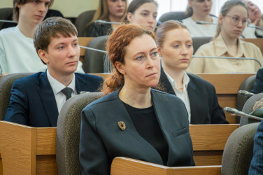 заседание международного молодёжного дискуссионного клуба «Таврический» на тему «Историческая память и правовое просвещение в формировании электоральной культуры молодежи»