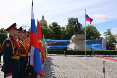 Санкт-Петербургу исполнилось 323 года