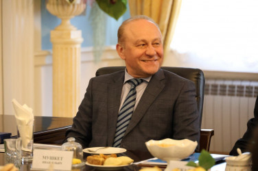 Круглый стол, посвященный Дню Независимости Азербайджанской Республики