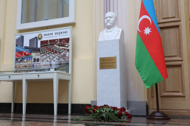 Круглый стол, посвященный Дню Независимости Азербайджанской Республики