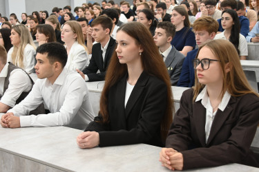 Более 100 человек приняли участие в работе международной молодежной электоральной школы 