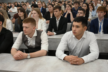 Более 100 человек приняли участие в работе международной молодежной электоральной школы 