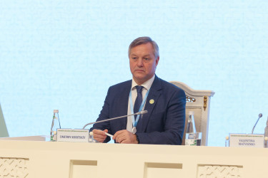 В Авазе обсуждают согласованные подходы стран СНГ к развитию здравоохранения