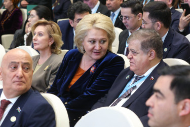 В Авазе обсуждают согласованные подходы стран СНГ к развитию здравоохранения