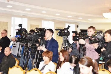 Координатор группы наблюдателей от МПА СНГ В. Алескеров ответил на вопросы журналистов