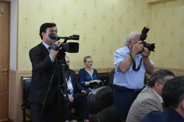 Встреча наблюдателей от МПА СНГ с главой Парламента Республики Таджикистан Шукурджоном Зухуровым