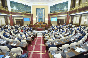 Парламент Казахстана в течение пятой сессии принял 98 законов