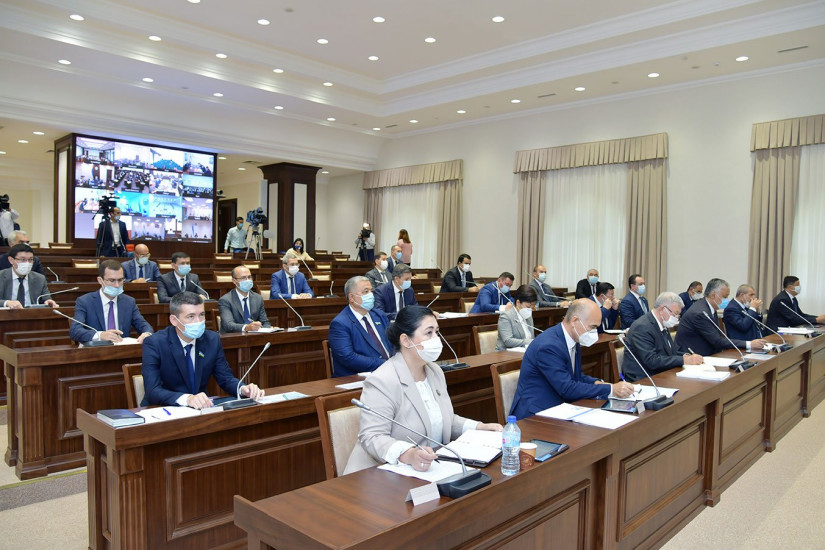 Сенат Олий Мажлиса Республики Узбекистан одобрил ряд законопроектов