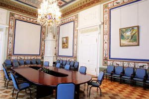 В день рождения Председателя Государственной Думы экскурсантам покажут его кабинет