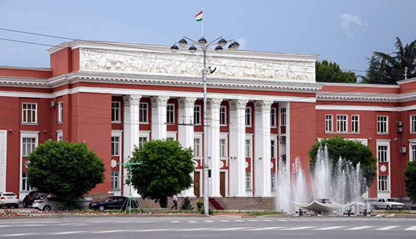 Депутаты Республики Таджикистан обсудили изменения в Процессуальный, Уголовный кодексы и Кодекс об административных правонарушениях