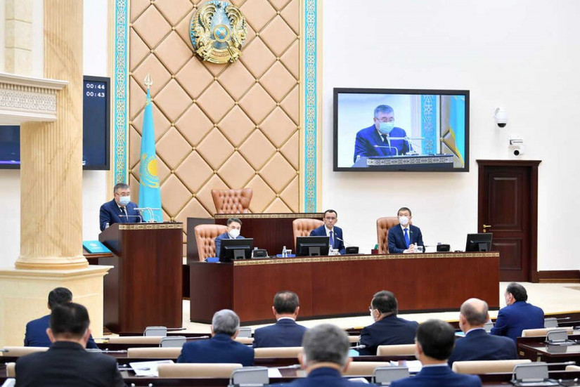 Сенаторы Республики Казахстан приняли законопроект в области оказания услуг по предоставлению персонала