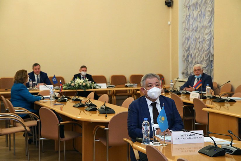 Draft Model Recommendations on Public-Private Partnership Discussed in Tavricheskiy Palace
