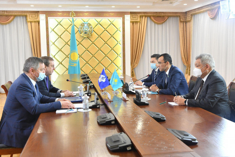 Маулен Ашимбаев: До парламентских выборов в Казахстане прошли серьезные политические реформы