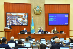 Казахстанские депутаты обозначили цели предстоящей законотворческой работы