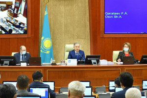 Kazakh MPs Approved Draft Law on Safety of EAEU Countries Production