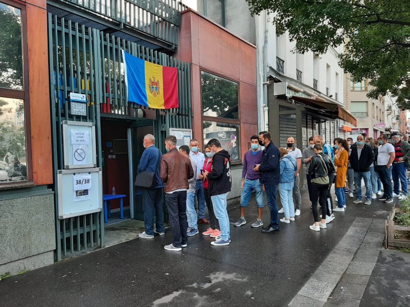 High Turnout Observed at Elections to Parliament of Moldova at Foreign Polling Stations