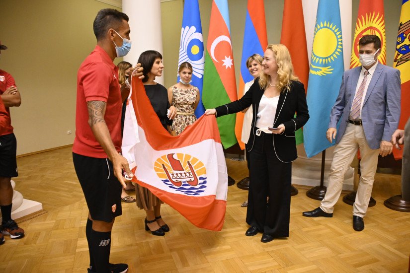 Delegation of French Polynesia Visits Tavricheskiy Palace