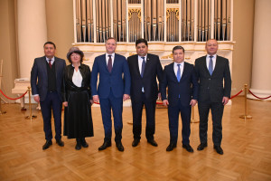 Дмитрий Кобицкий и делегация ЦИК Кыргызской Республики обсудили подготовку к выборам в Жогорку Кенеш
