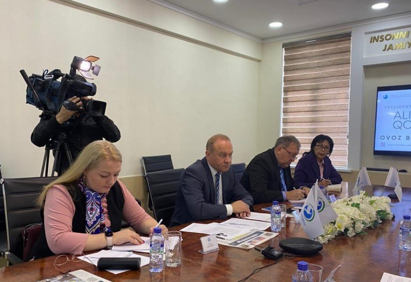 Наблюдатели от МПА СНГ обсудили ход подготовки к выборам с представителями политических партий Узбекистана