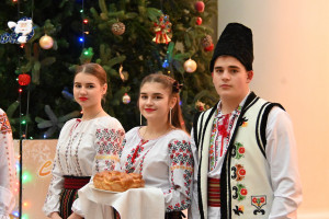 В Таврическом дворце состоялся праздник, посвященный зимним традициям Республики Молдова