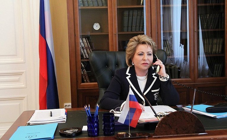 Валентина Матвиенко обсудила с Мауленом Ашимбаевым вопросы межпарламентского взаимодействия