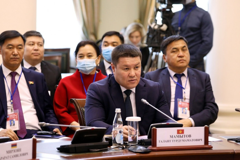 Талант Мамытов: Межпарламентское взаимодействие вносит большой вклад в развитие кыргызско-российских отношений