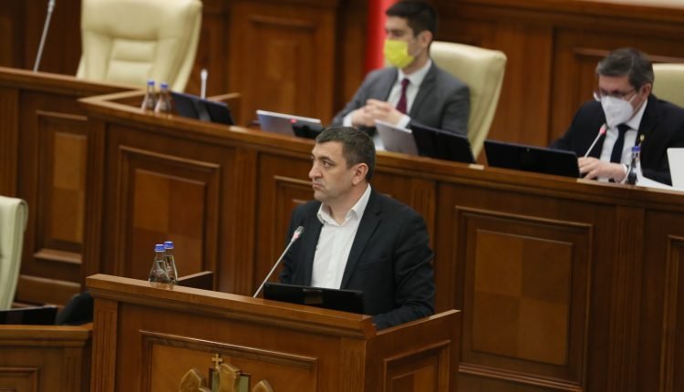 Parliament of Republic of Moldova Adopted a Package of Laws on Access of Foreign Citizens to Medical Services and Labor Market