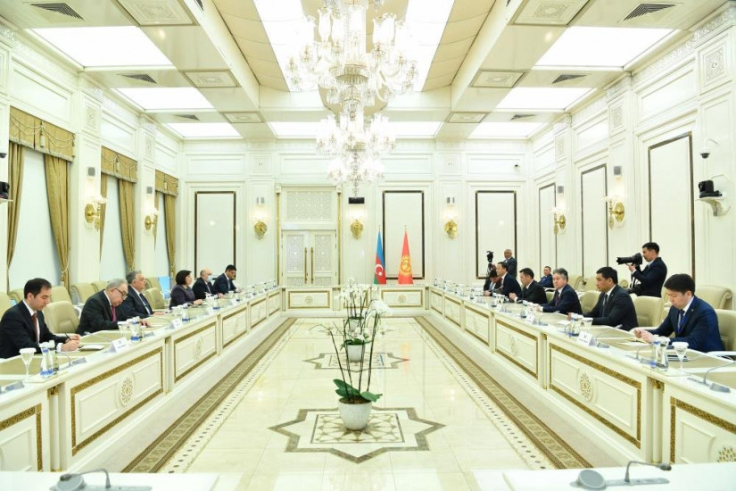 Состоялась встреча Президента Кыргызстана Садыра Жапарова с главой парламента Азербайджана Сагибой Гафаровой